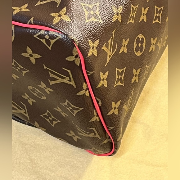 Authentic Louis Vuitton Speedy 30 MNG Totem Bag - Picture 15 of 15